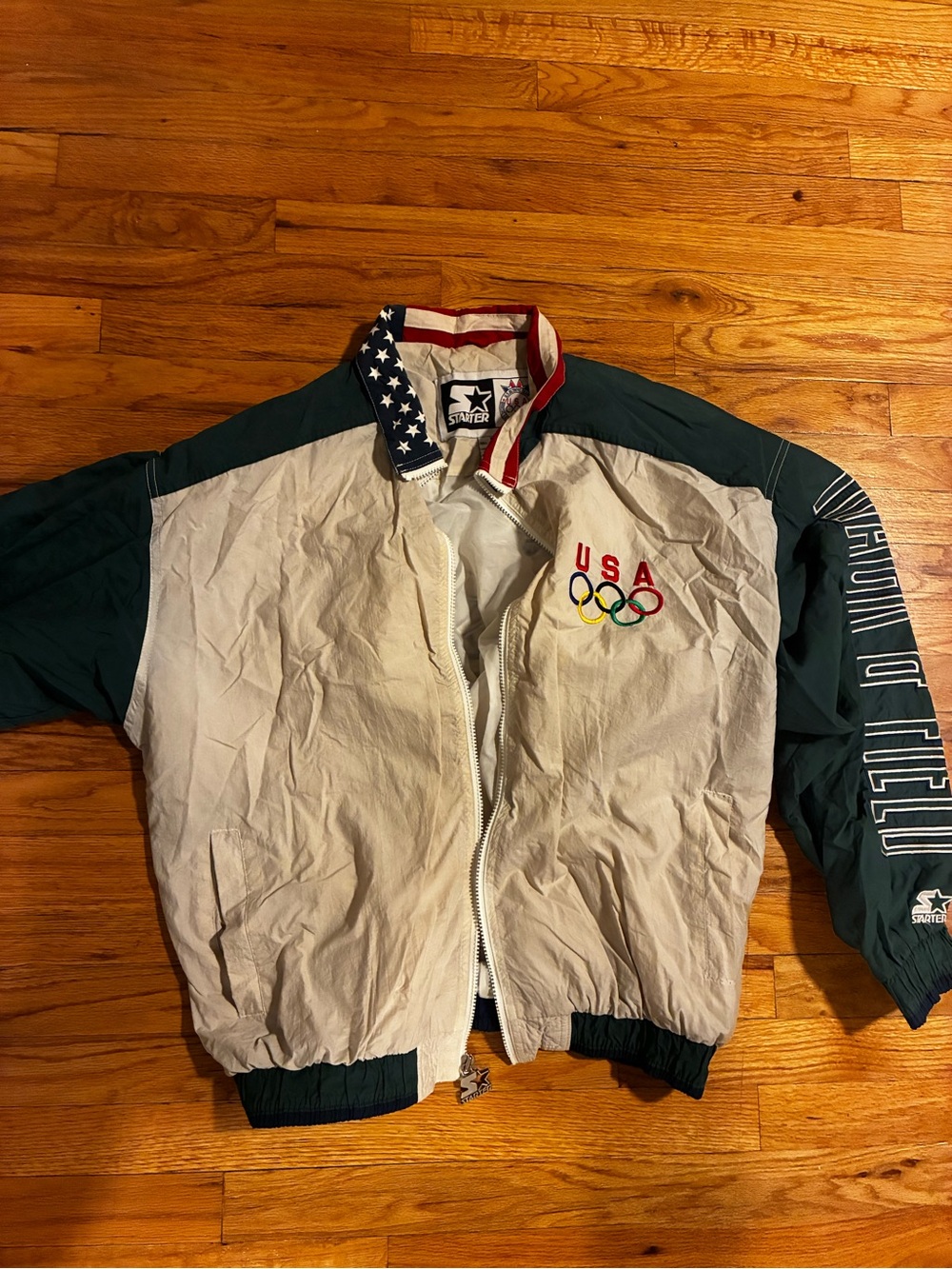 STARTER USA Olympic Windbreaker Jacket in White and Dark Green with Stars Collar